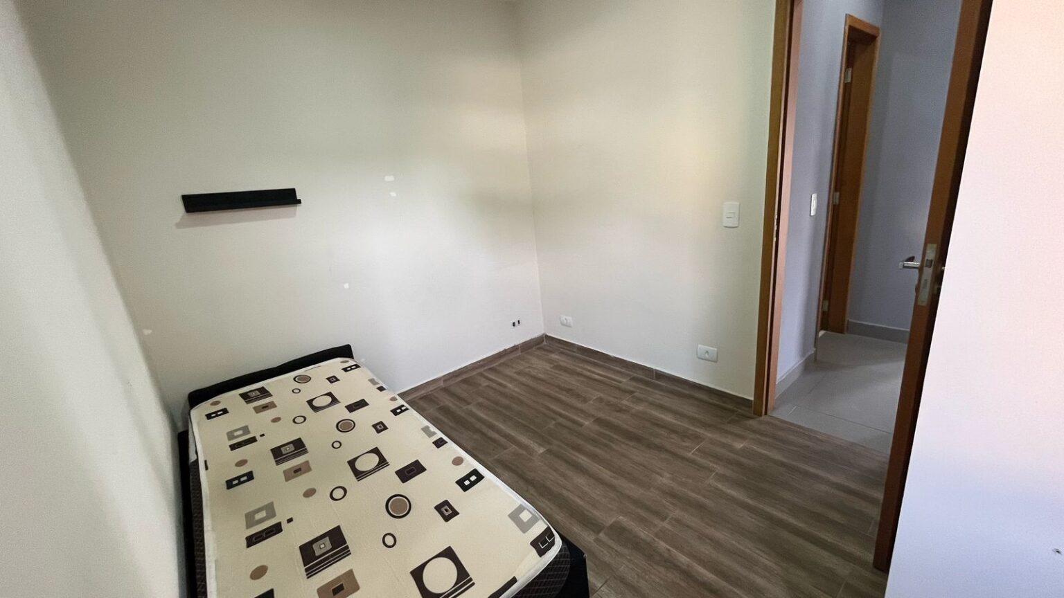 af00a6b6-2743-4a4e-889d-6bcbeb752042